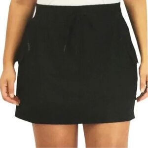 Da-sh Women’s Black Skort Size Small